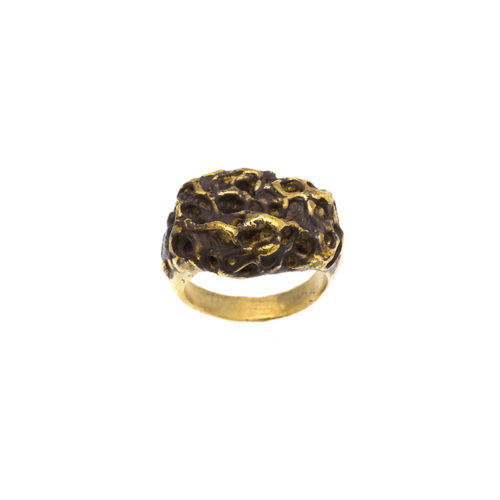 Doctum Doces Collection honeycomb-ring-2-brass-top-view