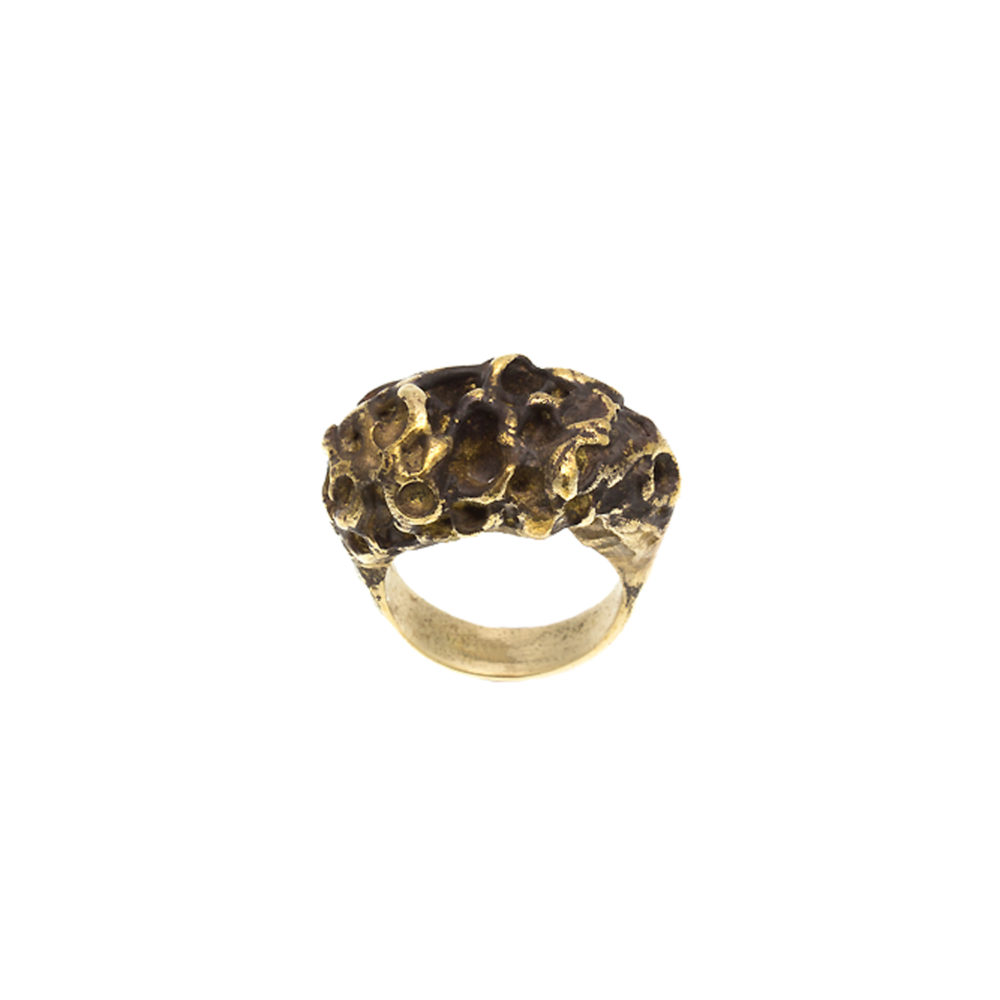 Doctum Doces Collection honeycomb-ring-3-brass-top-view